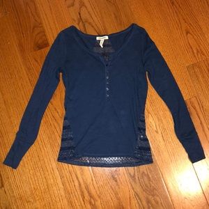 Blue long sleeve Aeropostale shirt